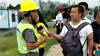 株洲市副市長、市公安局局長李曉葵視查工地現(xiàn)場